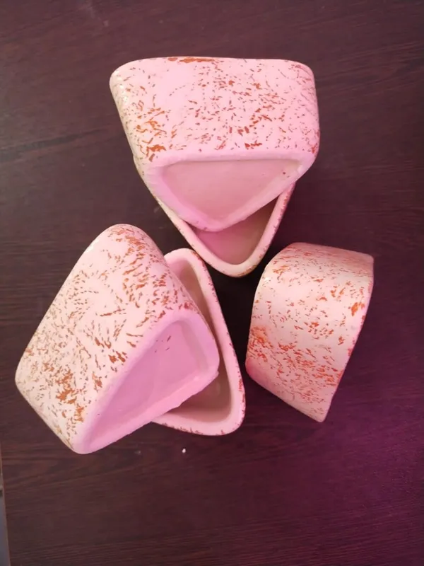 KANHA_ENTERPRISES_Printed_Ceramic_Bowl_Set_Ceramic_Handicrafted_Serving_Bowls_Set?Snacks,_Dips_&_Condiments_Saucer_Set?Chatney_Bowl_Set_(Set_of_6)_(Geometric_Triangular_Shape_Pink_White_Texture)
