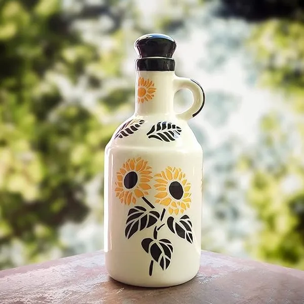 White_&_Black_Handmade_Ceramic_Oil_Bottle,_Ceramic_Oil_Dispenser_Bottle_With_Lid_(1_Ltr)