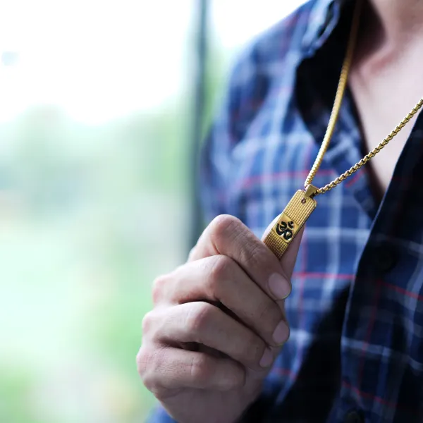 Om_Spiritual_Necklace_(18K_Gold_Plated)