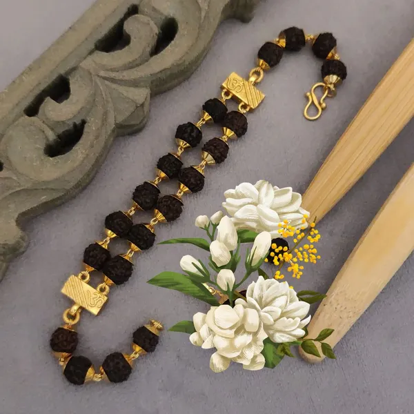 Especial-B_Gold_Plated_Rudraksha_Bracelet_For_Him_&_Her