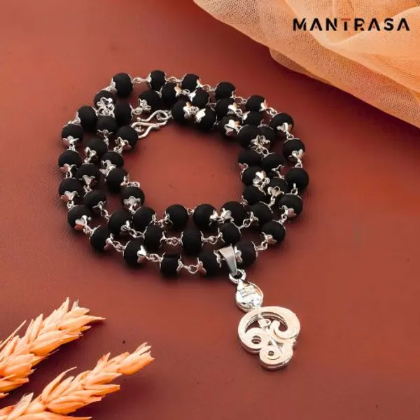Lord_Murugan_Vel_Pendent_Silver_Plated_Karungali_Mala