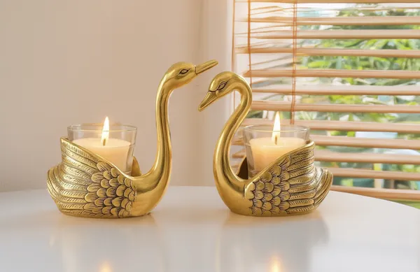 Gold_Metal_Premium_&_Elegant_Swan_Candle_Holder_Set_(Set_Of_2)