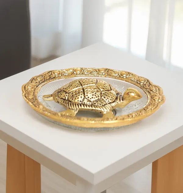 Gold_Metal_Premium_&_Elegant_Metal_Tortoise_On_Plate