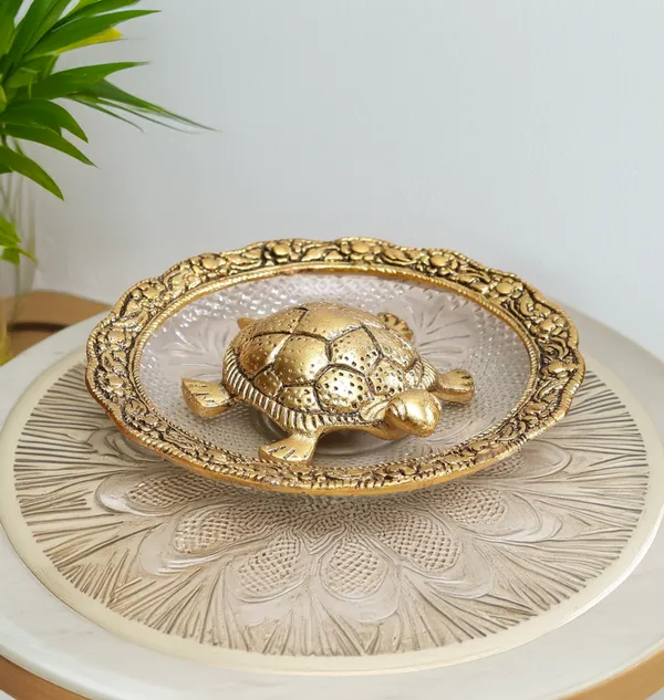 Gold_Metal_Premium_&_Elegant_Metal_Tortoise_On_Plate