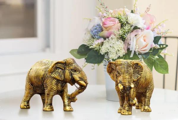 Gold_Metal_Premium_&_Elegant_African_Elephant_Showpiece_-_Set_of_2