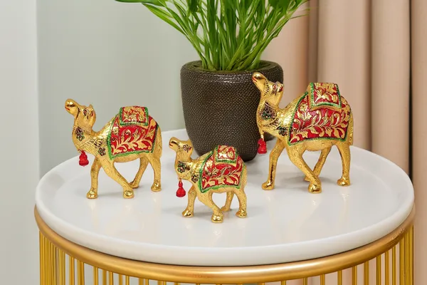 Hastcraft_Camel_Showpiece_Set_of_3,_Meenakari_Handcrafted_Metal_Decorative_Camel_Family_Elegant_Figurines_(Gold_Finish,_Multicolor)