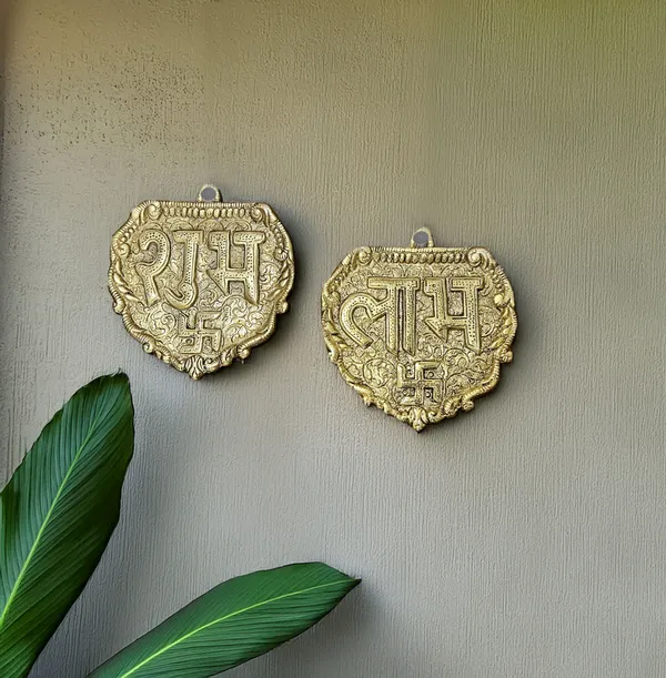 Hastcraft_Metal_Shubh_Labh_Wall_Hanging_Set_for_Home_Entrance_with_Swastik_engraved-_Gold_Finish._Traditional_Door_Decorative_-symbols_for_invite_prosperity_&_wealth._Beautiful_Gift_13cm
