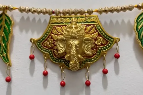 Hastcraft_Handcrafted_Ganesha_Leaf_Toran_Door_Hanging_-Traditional_Bandhanwar_for_Main_Door_or_Enterance-Festive_Decor