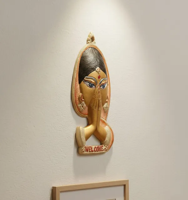 Hastcraft_Metal_Welcome_Lady,_Traditional_Indian_Namaste_Lady_Art_Door_Decor,_Wall_Hanging_Figurine