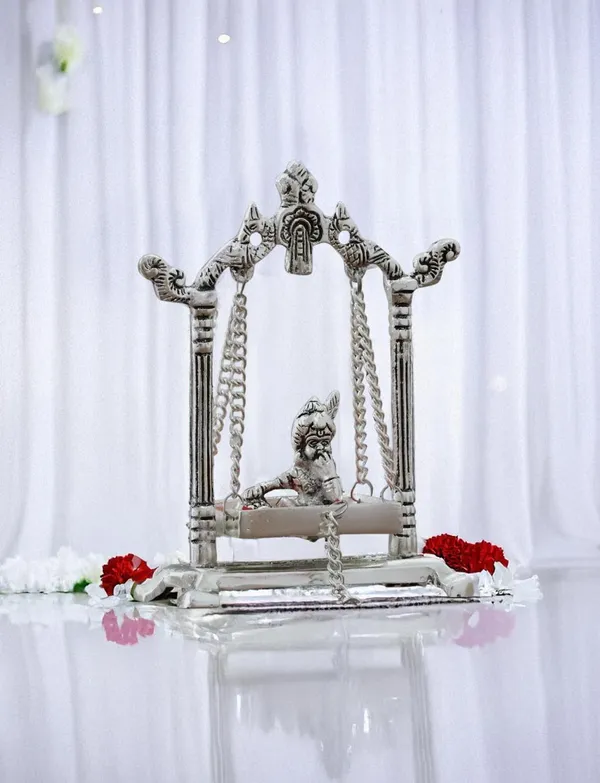 Silver_Metal_Premium_&_Elegant_Laddu_Gopal_On_Jhula