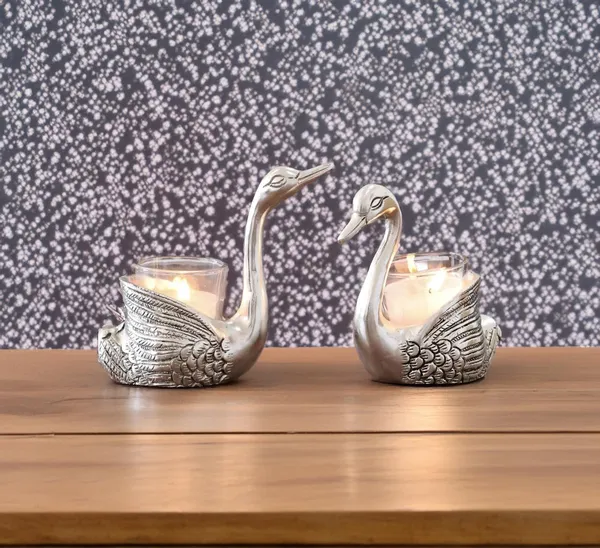 Silver_Metal_Premium_&_Elegant_Swan_Candle_Holder_Set_(Set_Of_2)