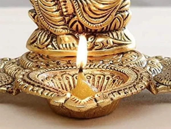 Gold_Metal_Premium_&_Elegant_Lakshmi-Ganesh_Idol_With_Diya