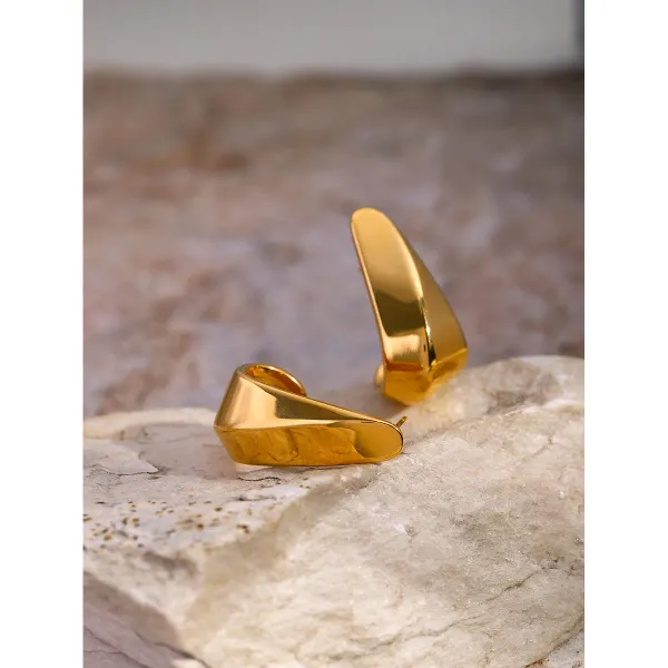 Twisted_Dome_Bold_Stud_Earrings