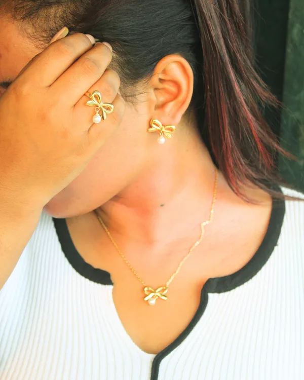 Bow_Knot_Pearl_Pendant_Necklace