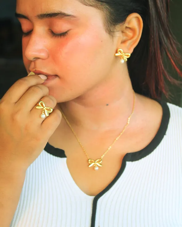 Bow_Knot_Pearl_Stud_Earrings