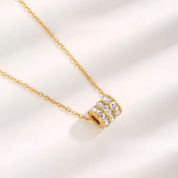 Band_Ring_Floating_Pendant_Necklace