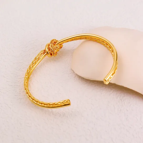 Duo_Twisted_Love_Knot_Cuff_Bangle