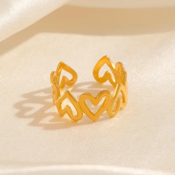 Heart_Loop_Open_Band_Ring