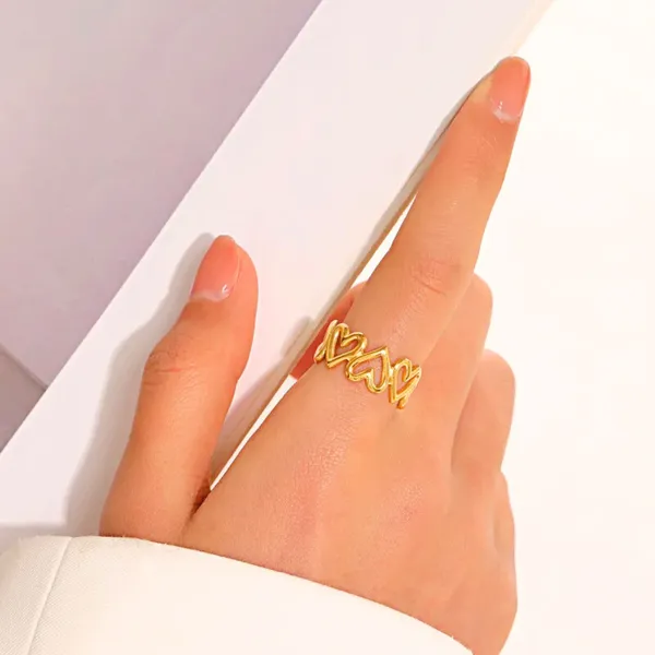 Heart_Loop_Open_Band_Ring