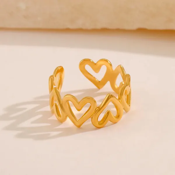 Heart_Loop_Open_Band_Ring