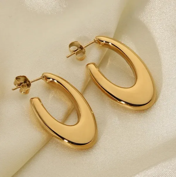 Bold_U_Hoop_Earrings