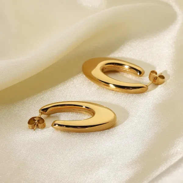 Bold_U_Hoop_Earrings