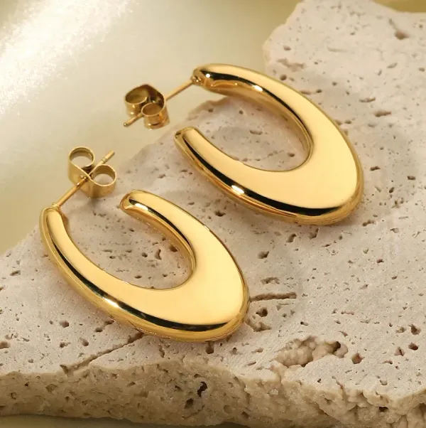 Bold_U_Hoop_Earrings
