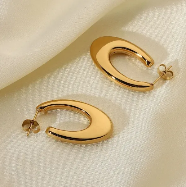 Bold_U_Hoop_Earrings