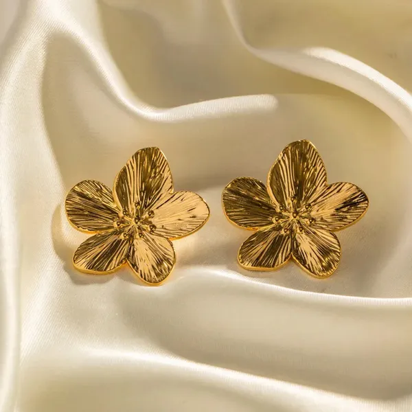 Golden_Flower_Petal_Stud_Earrings
