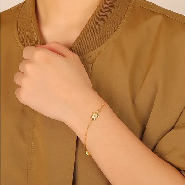 Golden_Turtle_Charm_Bracelet