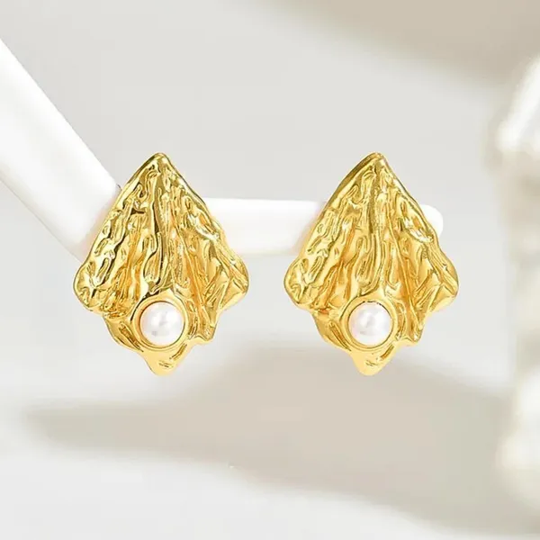 Hammered_Leaf_Petal_Pearl_Stud_Earrings