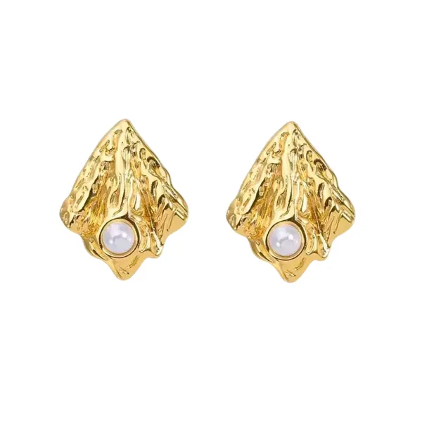 Hammered_Leaf_Petal_Pearl_Stud_Earrings
