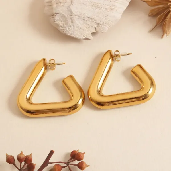 Bold_Triangle_Hoop_Earrings