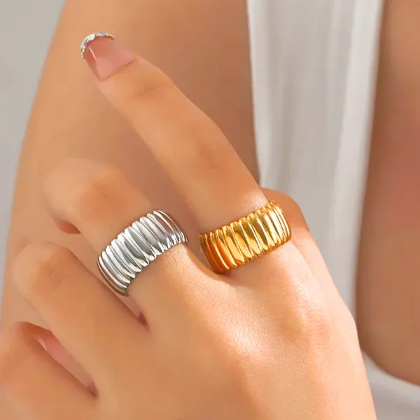 Croissant_Statement_Ring