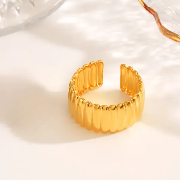 Croissant_Statement_Ring