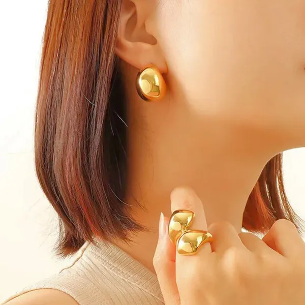 Teardrop_Dome_Stud_Earrings