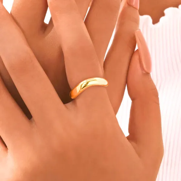 Bold_Chevron_Ring