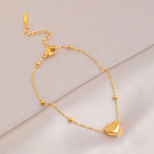 Minimalist_Heart_Chain_Bracelet