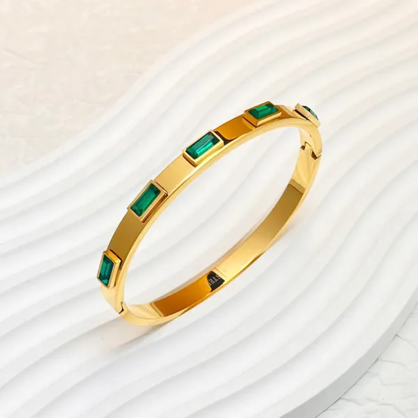 Baguette_Green_Stone_Cuff_Bangle