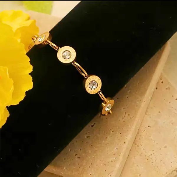 Roman_Numeral_Charms_Bracelet