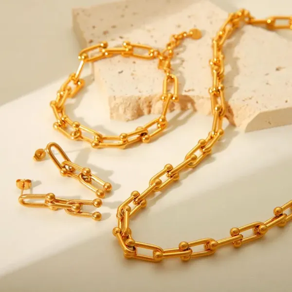 Bold_Link_Chain_Bracelet_For_Women