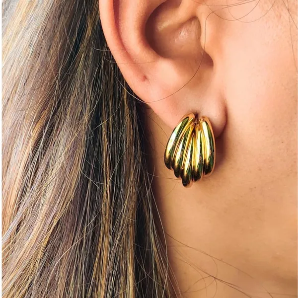 Organic_Lines_Chunky_Stud_Earrings