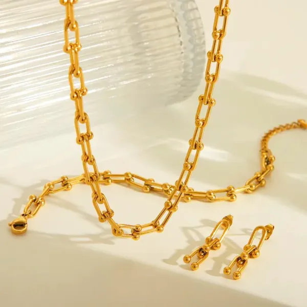 Bold_Link_Dangle_Drop_Earrings