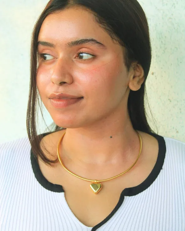 Big_Puffy_Heart_Pendant_Choker_Necklace