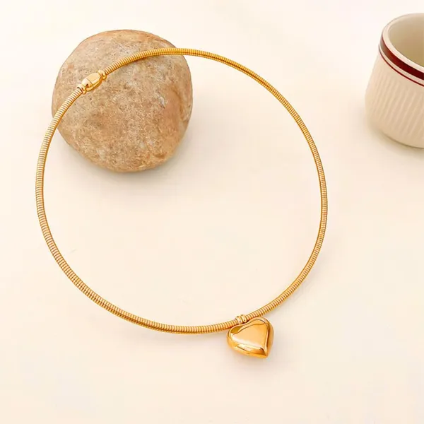 Big_Puffy_Heart_Pendant_Choker_Necklace