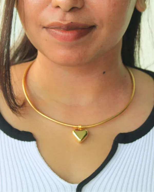 Big_Puffy_Heart_Pendant_Choker_Necklace