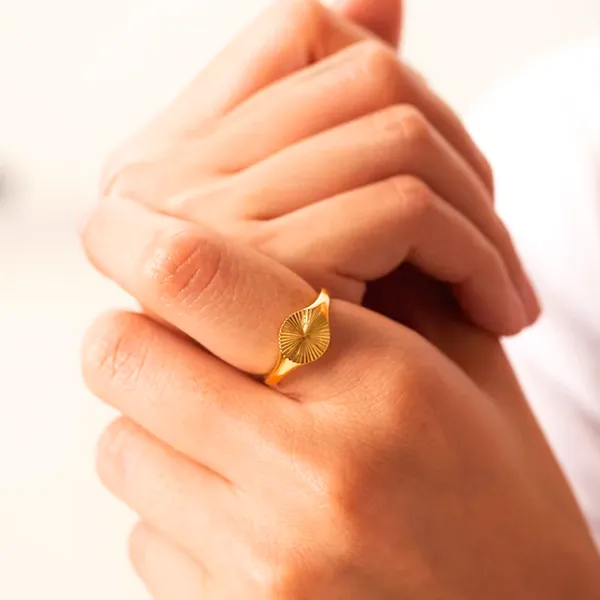 Sunbeam_Signet_Ring