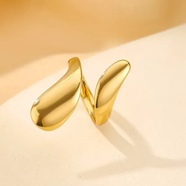 Wavy_Curve_Open_Ring