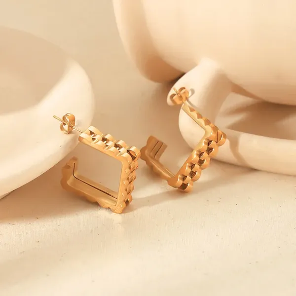 Geometric_Textured_Square_Hoop_Earrings