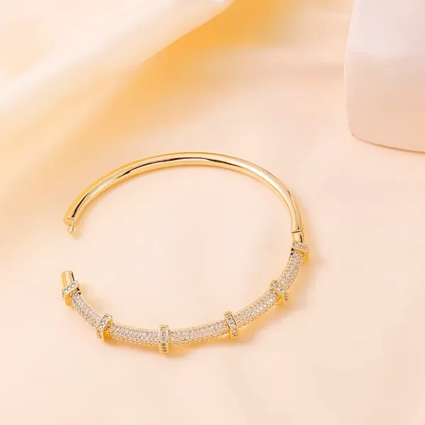 Classic_Bamboo_Knot_Bangle